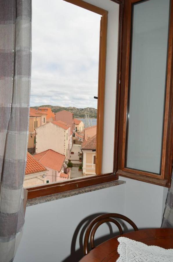 Bed and Breakfast Le Scalette La Maddalena  Exteriér fotografie